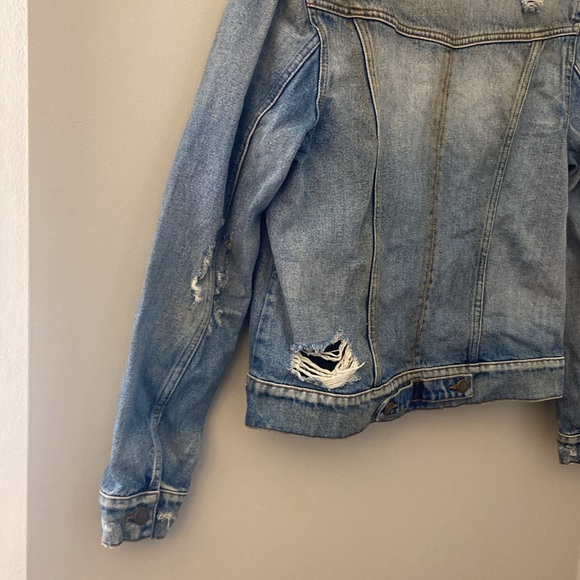 RETROFETE Karina Distressed Denim Jean Jacket in Zephyr size medium - Picture 10 of 15